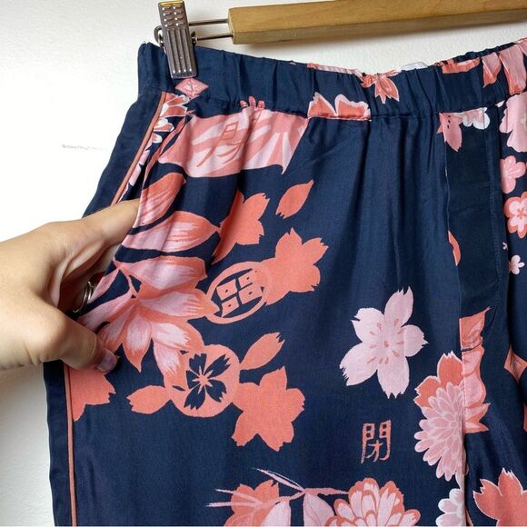 CLOSED Japanese Cherry Blossom Print Straight Leg Pants in Navy/Pink Sz 27 - Picture 4 of 14